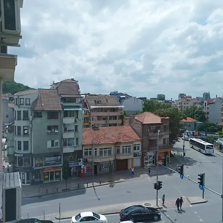 One Bedroom 17 - Vasil Aprilov 64 * Plovdiv